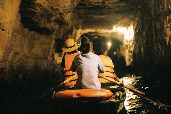 Luxury Ninh Binh Day Tour to Tam Coc, Mua Cave & Bich Dong Pagoda - FAQ