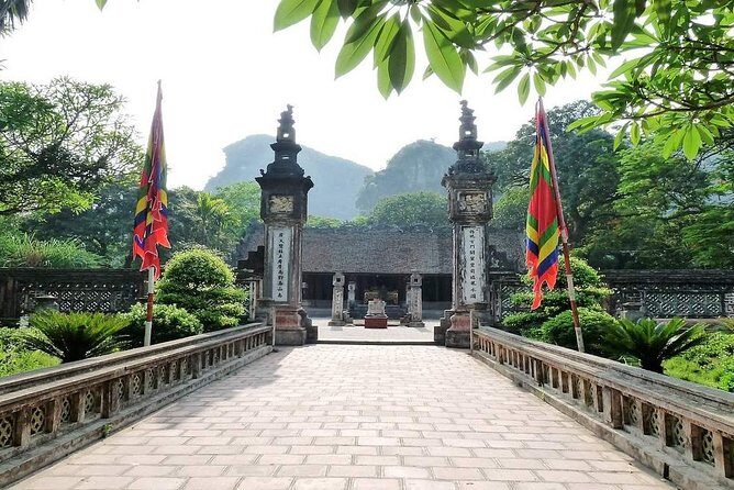 Luxury Ninh Binh: Hoa Lu - Mua Cave - Tam Coc Day Tour from Hanoi - The Sum Up