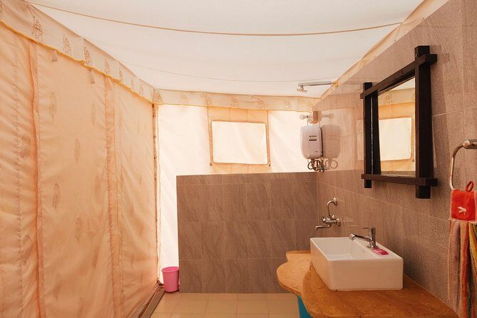 Luxury Overnight Camping Jaisalmer - Key Points