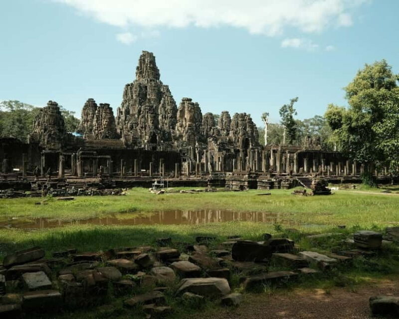 Luxury Private 2-Day Angkor Wat with English or German Guide - Key Points