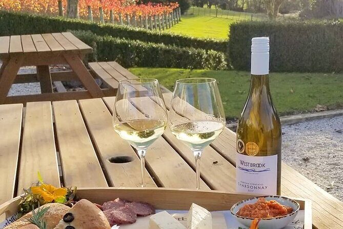 Luxury Private Auckland Wine & Beach Tour with Lunch - A Detailed Look at the Itinerary