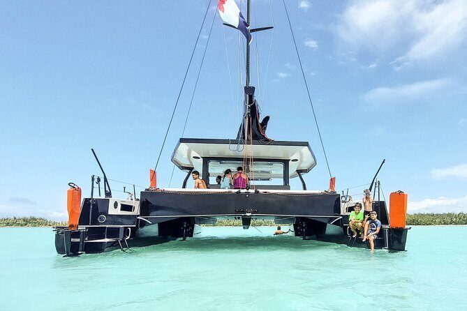 LUXURY PRIVATE Catamaran Bora Bora : Full-Day Trip - An In-Depth Look at the Full-Day Bora Bora Catamaran Tour