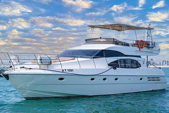 Luxury Private Yatch 52ft Dubai Marina with Pick up & Drop Off - A Deep Dive into the Yacht Experience