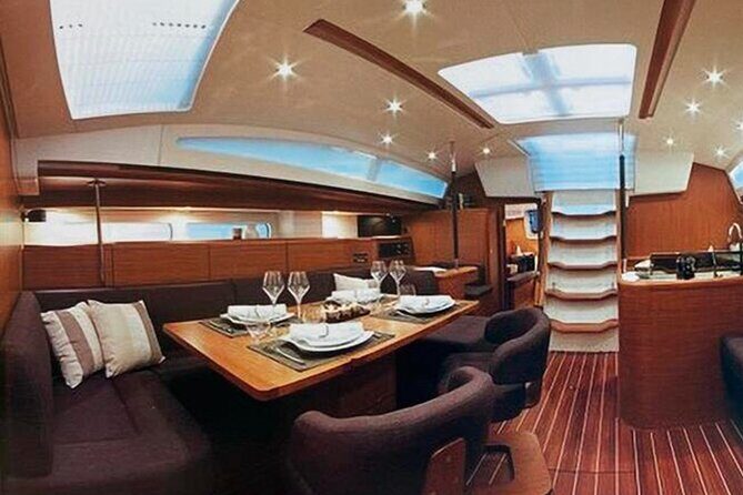 Luxury Sailboat 50 feet in Private for up to 9 People 4 hrs - A Closer Look at the Experience