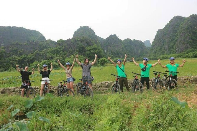Luxury Small Group Tour in Tam Coc, Mua Cave, Bich Dong Pagoda - Why This Tour Offers Great Value