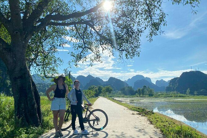 Luxury Small Group Tour in Tam Coc, Mua Cave, Bich Dong Pagoda - Who This Tour Is Best For