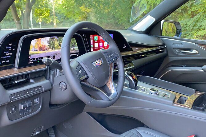 Luxury Suv O'Hare or Midway Airport (Curbside) Chicago OneWay - Detailed Itinerary and Experience