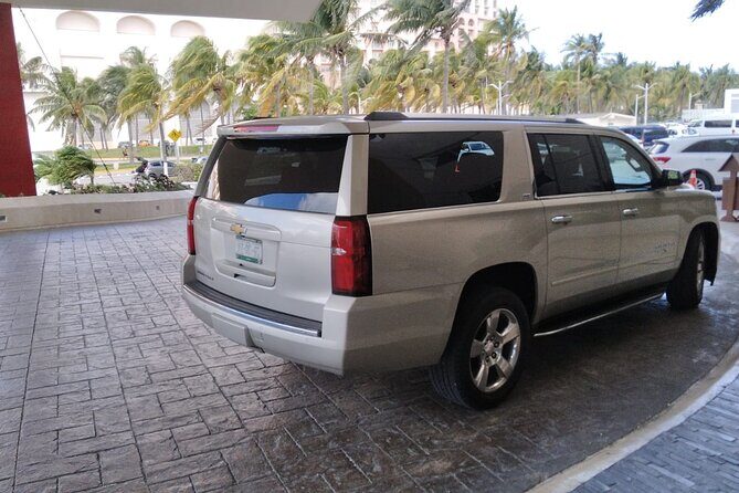 Luxury SUV Private Transfer from Riviera Maya to Cancun Airport - Who Will Love This Experience?