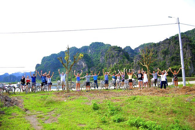 Luxury Trang An - Bai Dinh -Mua Cave/ Limousine Car/ Full service - Transport and Group Size: Comfort and Intimacy