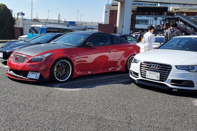 Luxury van Ride to famous car meet up spot Daikoku - The Experience for Different Travelers
