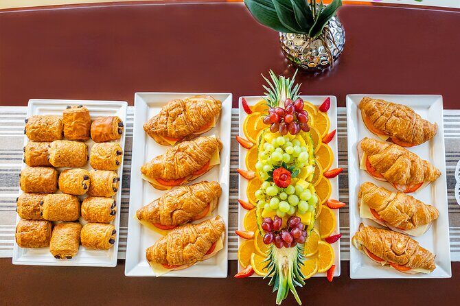 Luxury Yacht Cruise and Dine in Dubai - FAQ