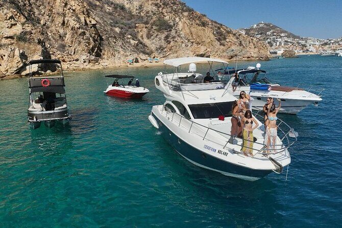Luxury Yacht Experience in Los Cabos 45 FT - Starting Point and Convenience