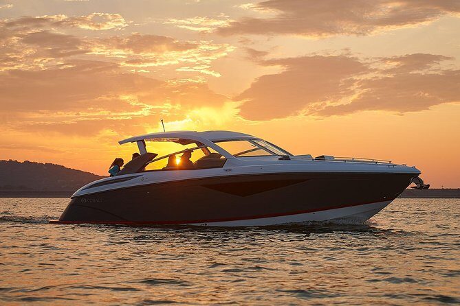 Luxury Yacht Ride - Key Points
