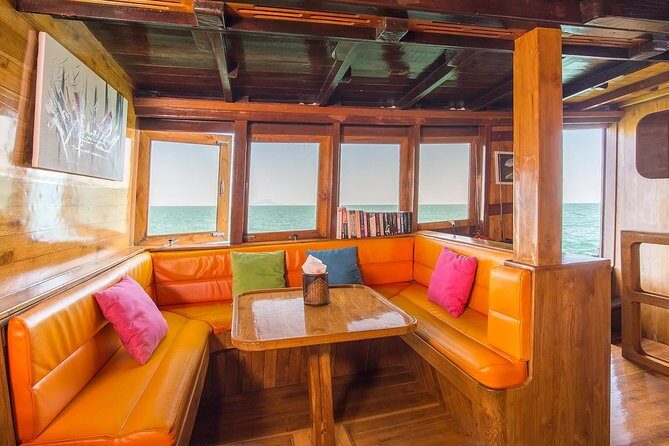 M/Y Lalida Sunset Dinner Cruise in Krabi - FAQ