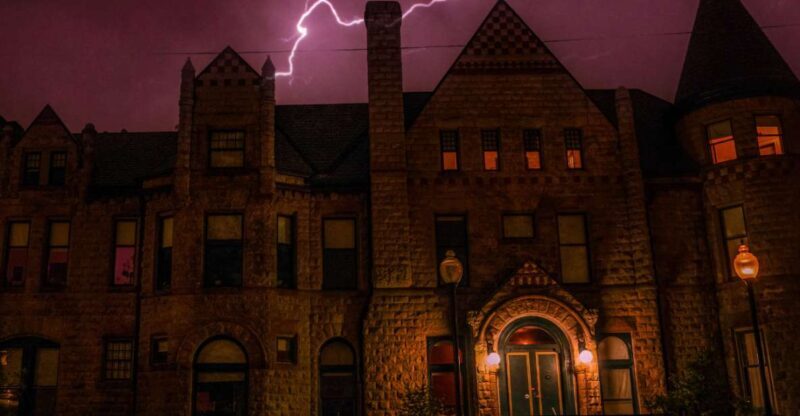 Macabre, Murder, & Mayhem in Motor City: Detroit Ghost Tour - Key Points