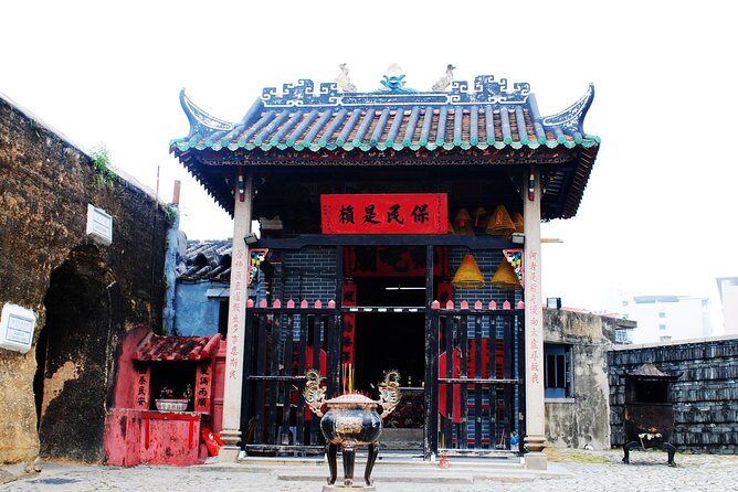 Macau Excursion with Venetian Resort Visit from Hong Kong Island - FAQ