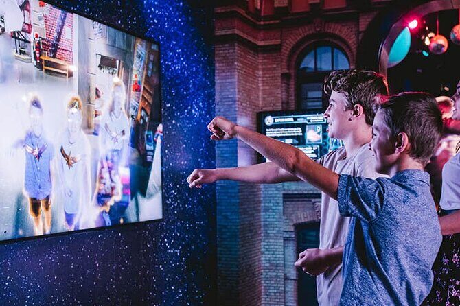 Madame Tussauds Sydney Entrance Ticket - A Closer Look at the Experience