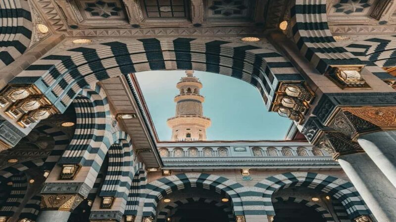 Madinah: Private Ziyarah Tour with Hotel Pickup - Key Points
