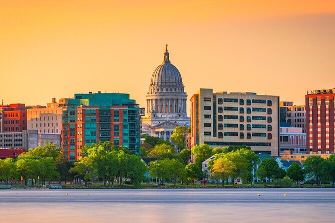 Madison Wisconsin Bar Crawl: Mad Fun in Madison - Key Points