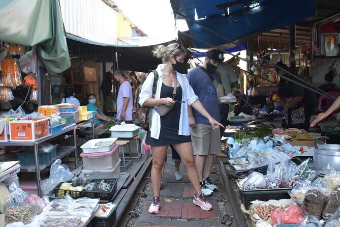 Maeklong Railway and Floating Markets with Great Pagoda Temple - What to Expect and Why It Matters