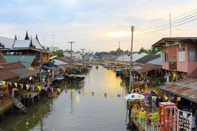 Maeklong Railway Market and Floating Market Tour from Bangkok - A Detailed Look at the Tour Experience