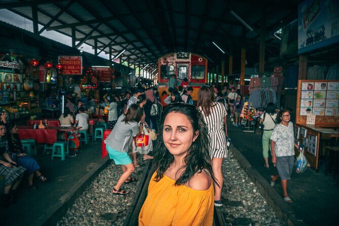Maeklong Railway, Sugar Palm Factory & Floating Market - Key Points