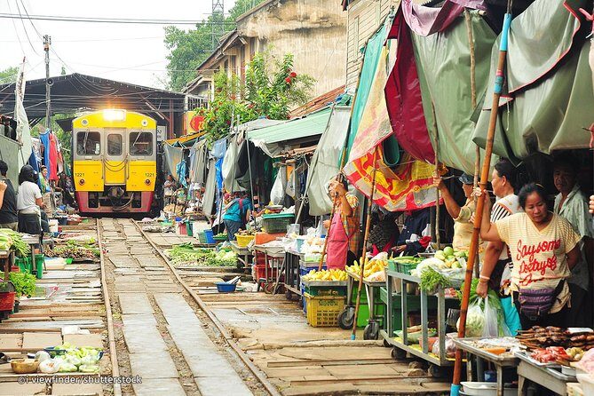 Maeklong Train Market & Damnoensaduak Floating Market Tour - The Value of This Tour