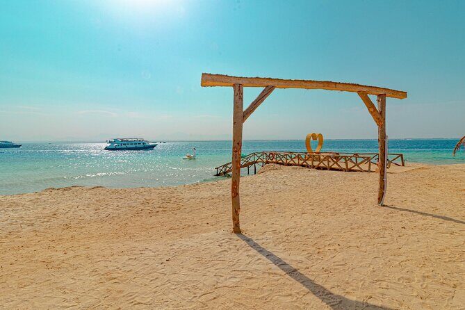 Magawish Island Luxury Private Boat Excursion Sea Trip - Hurghada - The Sum Up