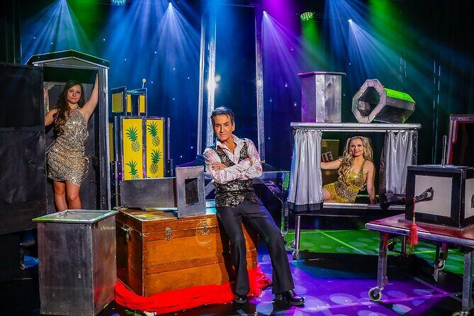Magic of Terry Evanswood in Pigeon Forge Magic Show Admission - Analyzing the Value