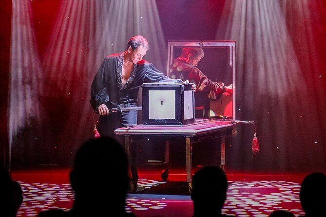 Magic of Terry Evanswood in Pigeon Forge Magic Show Admission - Who Will Enjoy This Show?