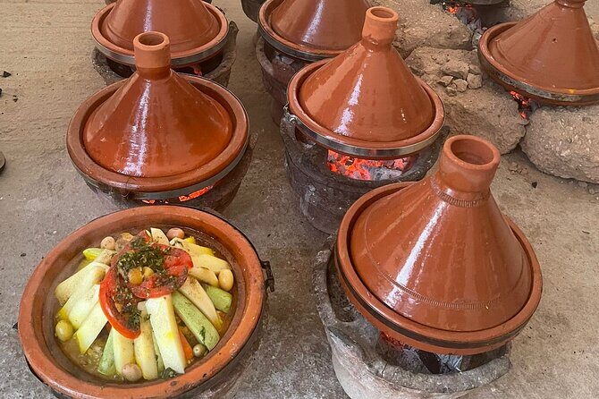 Magical Evening in the Agafay Desert: Dinner, Shows & Adventures - Entertainment and Atmosphere