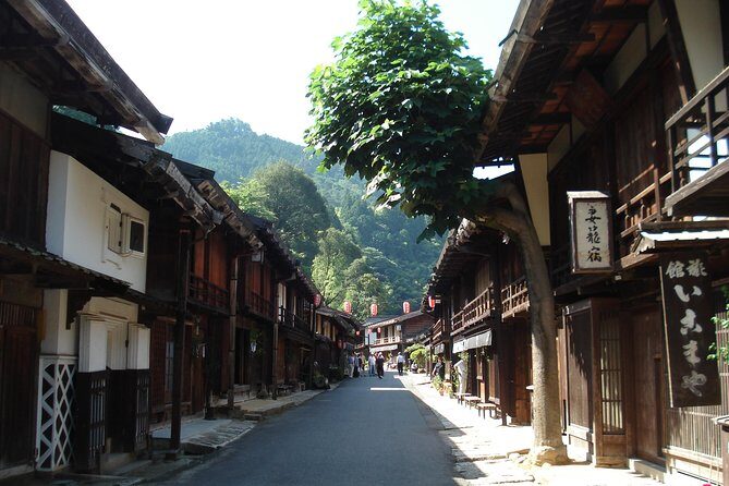 Magome & Tsumago Nakasendo Full-Day Private Trip with Government-Licensed Guide - Practical Aspects and Value