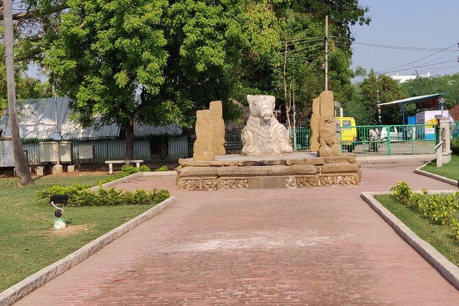 Mahabalipuram and Kanchipuram Day trip from Chennai by Private car with Guide - The Value of a Guided Private Tour