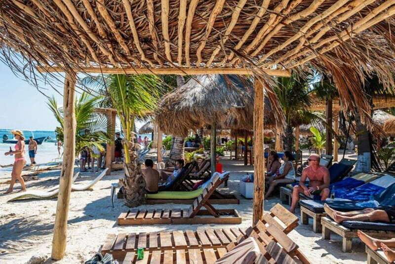 Mahahual: Snorkeling on the Great Mayan Reef - The Beach Club Experience: Relaxation and Refreshments