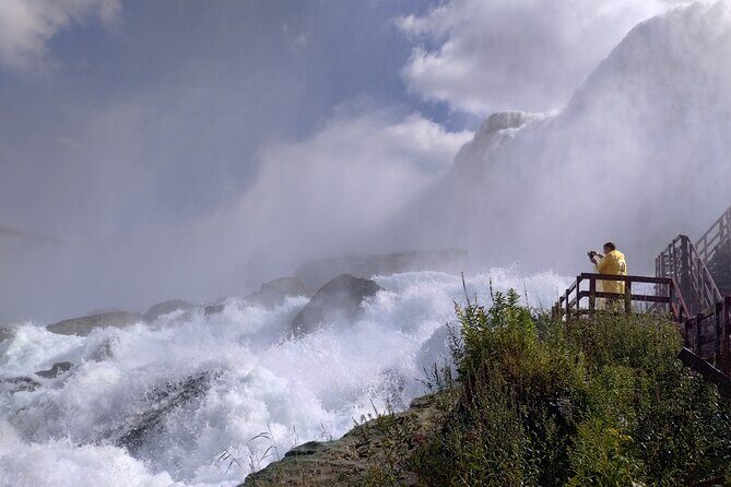 Maid of the Mist and Cave of the Winds guided tour with shuttle - Who Would Love This Tour?