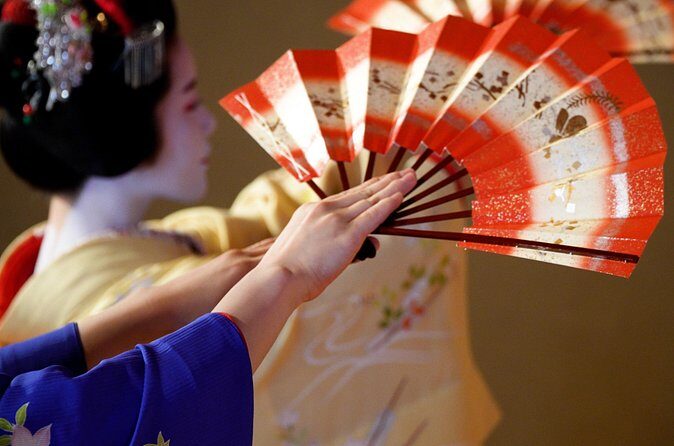 Maiko on the Noh Stage Dance with Live Shamisen - The Sum Up