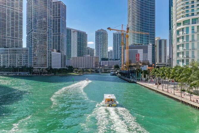 Maimi Water Taxi on Biscayne Bay to & from South Beach - The Sum Up