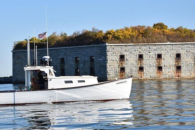 Maine Fall Foliage Private Lobster Boat Cruise with Local Drinks - Frequently Asked Questions
