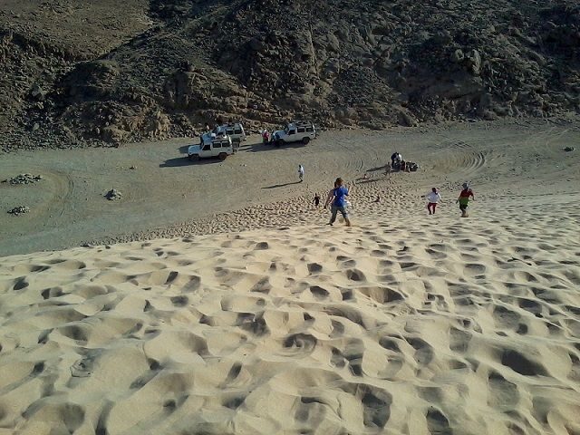 Makadi Bay: Jeep Safari Adventure with Bedouin guide - Key Points