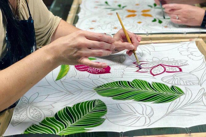 Make and Paint a Malaysian Batik Scarf in Aventura, Florida - Who Will Enjoy This Experience?