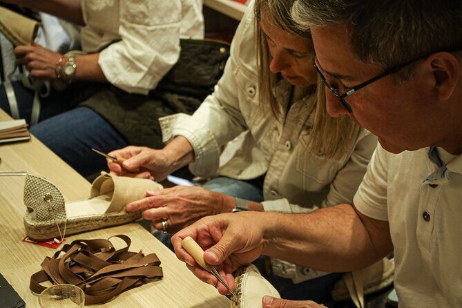 Make Authentic Espadrilles in San Juan - Group Size, Timing, and Atmosphere