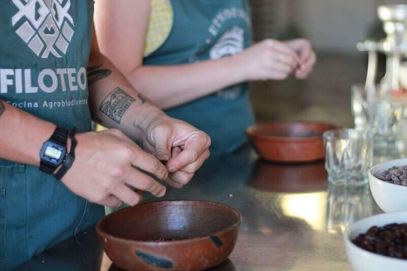 Make chocolate to take home Oaxacan style - Key Points