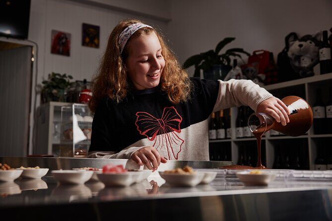 Make Your Own Artisan Chocolate Block in Tasmania - Key Points