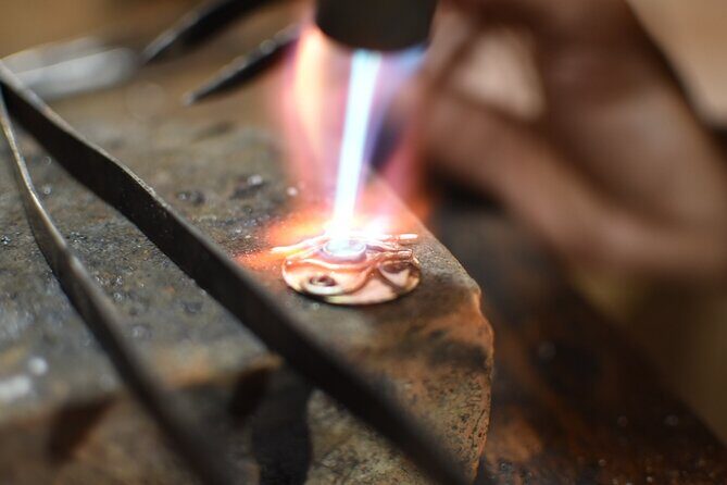Make Your Own Bali Silver Jewelry Class with Balinese Family - Exploring the Tour Location and Setting