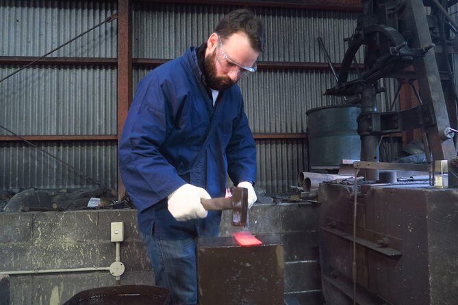 Make your own kitchen knife with a master blacksmith in Shimanto - Who Should Consider This Experience?
