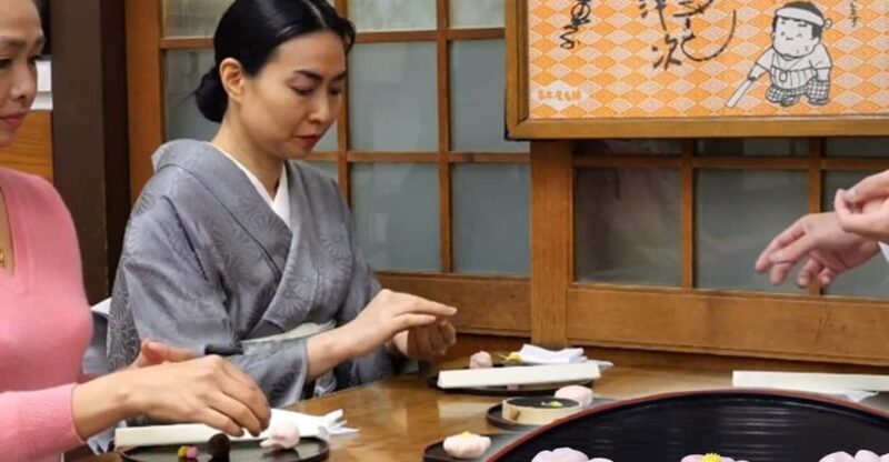 Making Wagashi (Japanese sweets) at Tokyos Koboji Temple - Starting Point: Koboji Temple in Mita