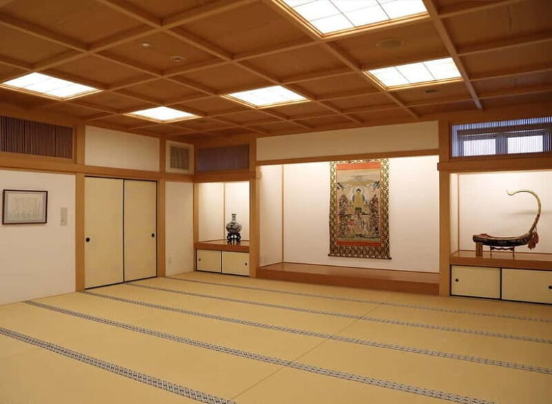 Making Wagashi (Japanese sweets) at Tokyos Koboji Temple - Sampling and Tea Ceremony