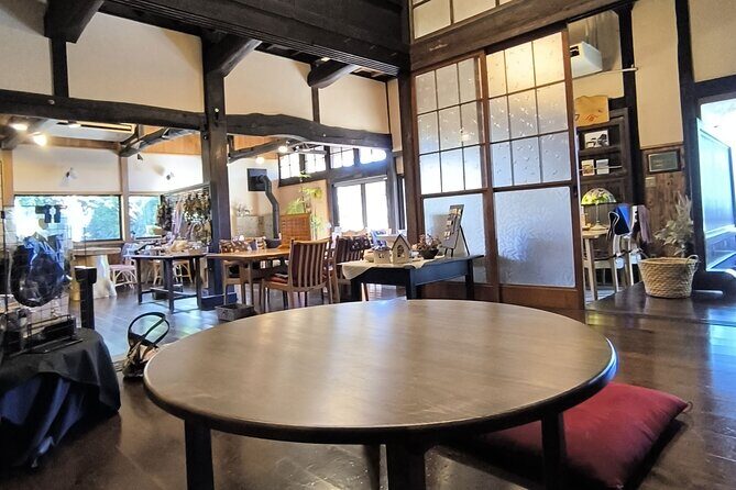 Making wooden iPhone cases in a 200-year-old Japanese house - Authenticity and Cultural Significance