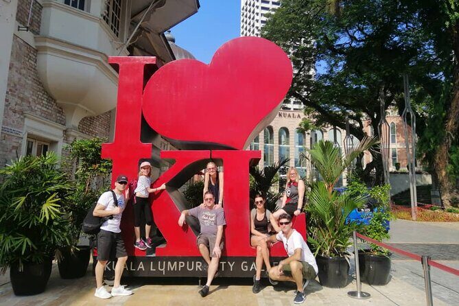 Malaysia National Museum with Kuala Lumpur City Famous Landmarks - Practical Details and Tips