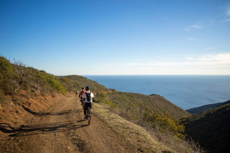 Malibu Wine Country: Electric-Assisted Mountain Bike Tour - Arrival at Cielo Farms and Wine Tasting